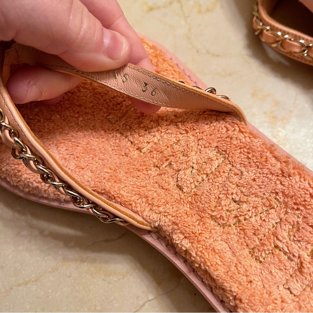 Chanel pink at the pool sandals thong flip flops size 6 36 - Picture 13 of 15